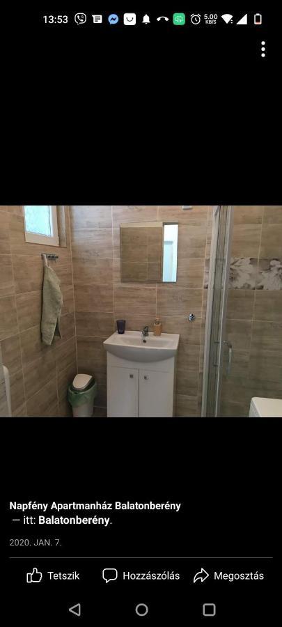 Napfeny Apartmanhaz บาลาทอนเบรีน ภายนอก รูปภาพ