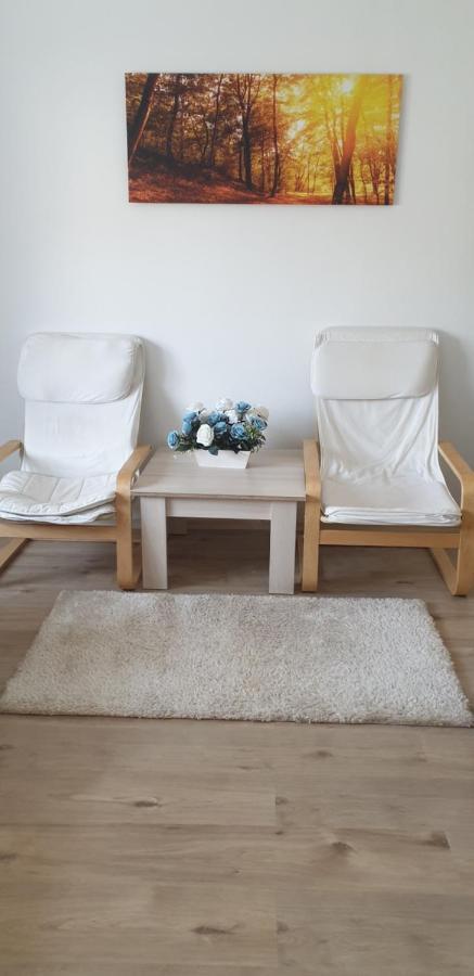 Napfeny Apartmanhaz บาลาทอนเบรีน ภายนอก รูปภาพ
